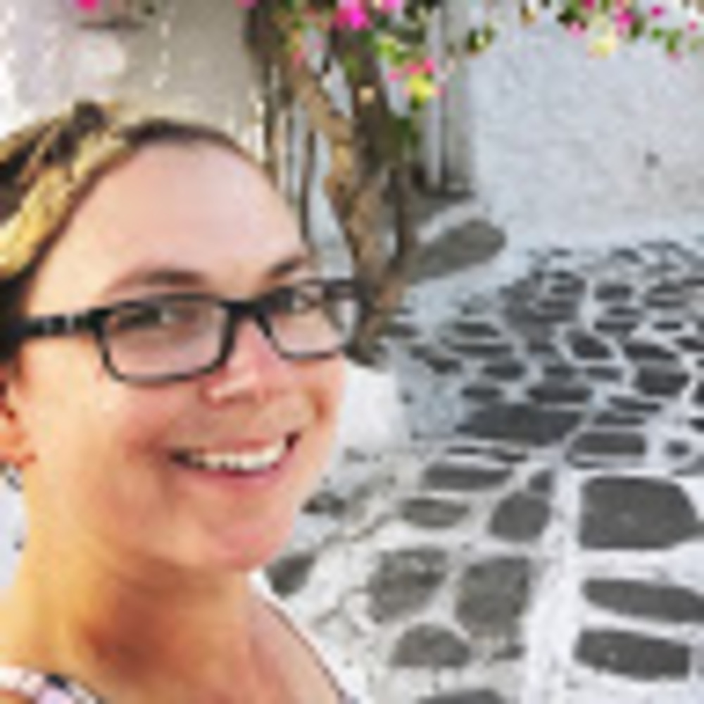 Meet your Posher, Corinne